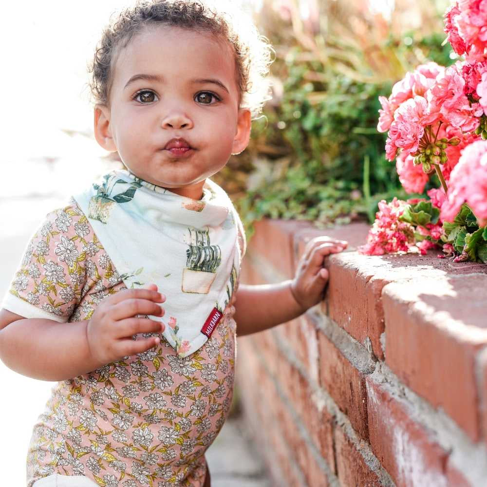 Milkbarn Bamboo Kerchief Bib