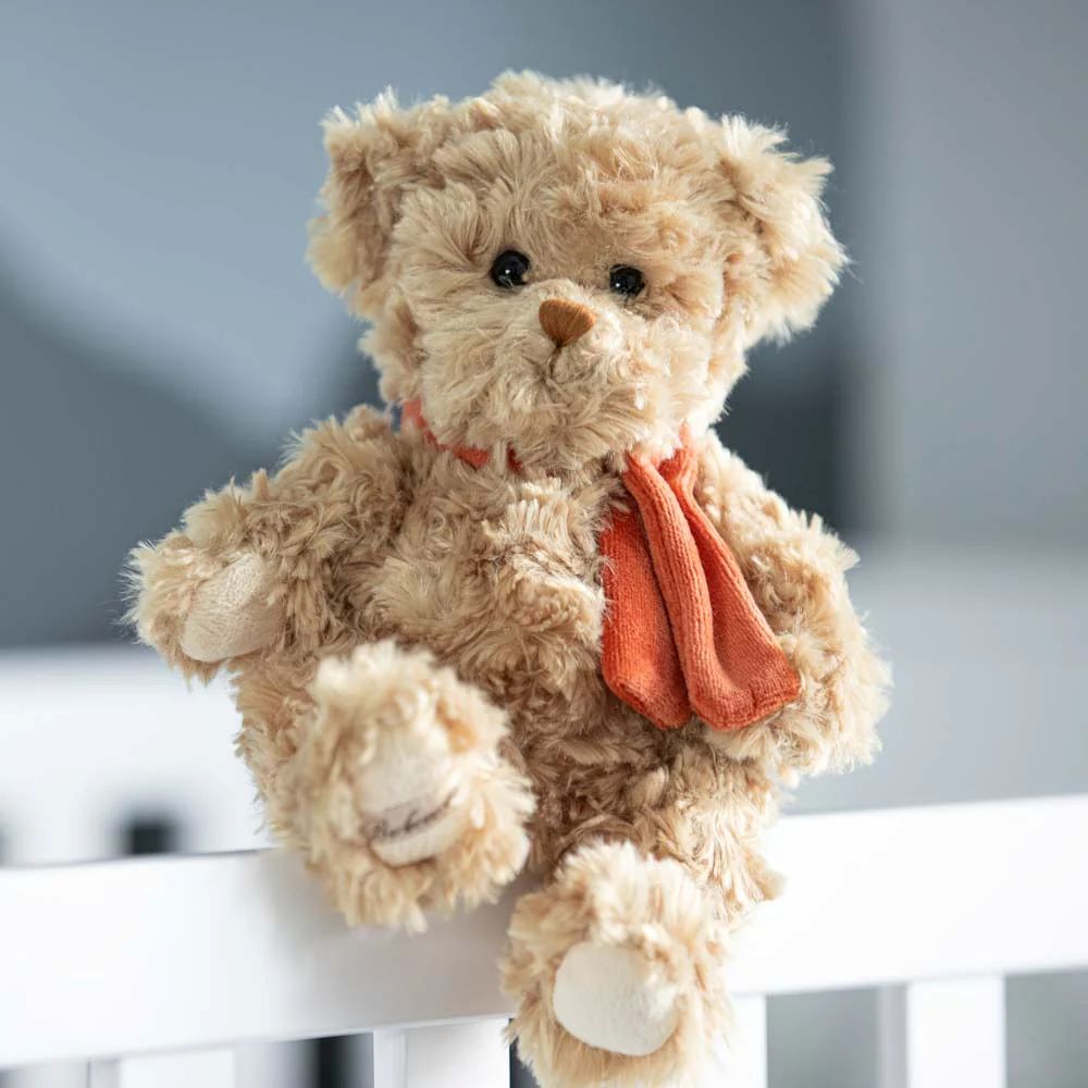 Clever Anton Bear