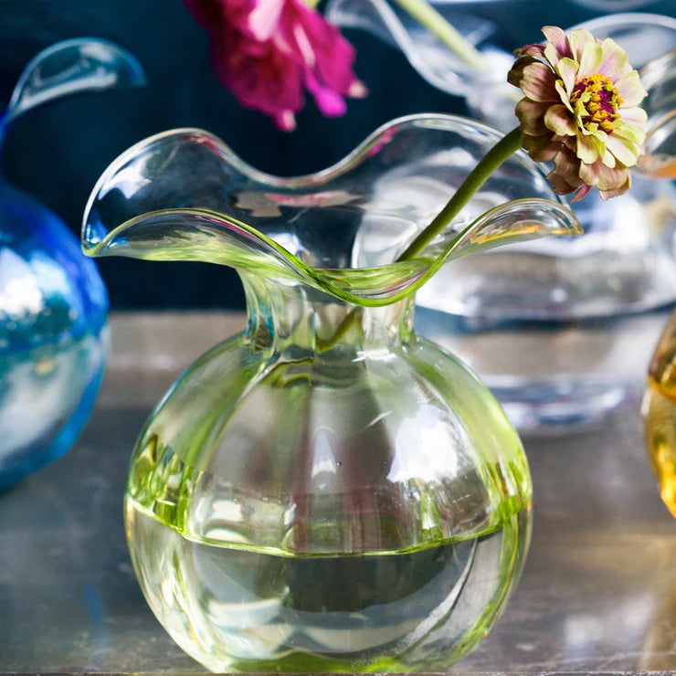 VIETRI Hibiscus Glass Green Bud Vase