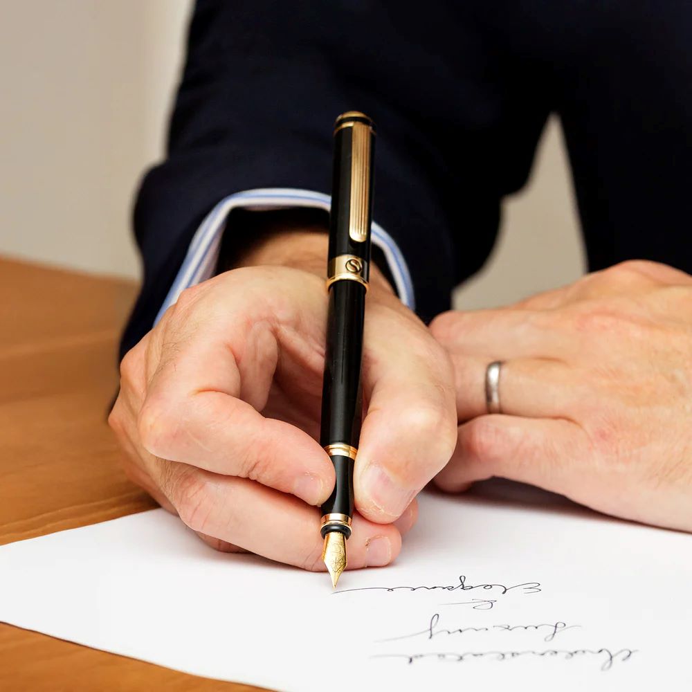 Classic Fountain Pen - Medium Nib