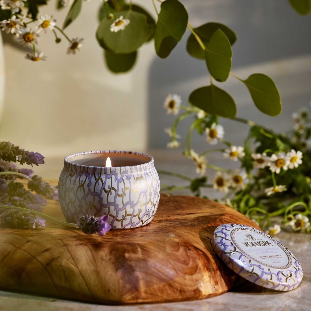 Voluspa Mountain Lavender & Chamomile Mini Tin Candle