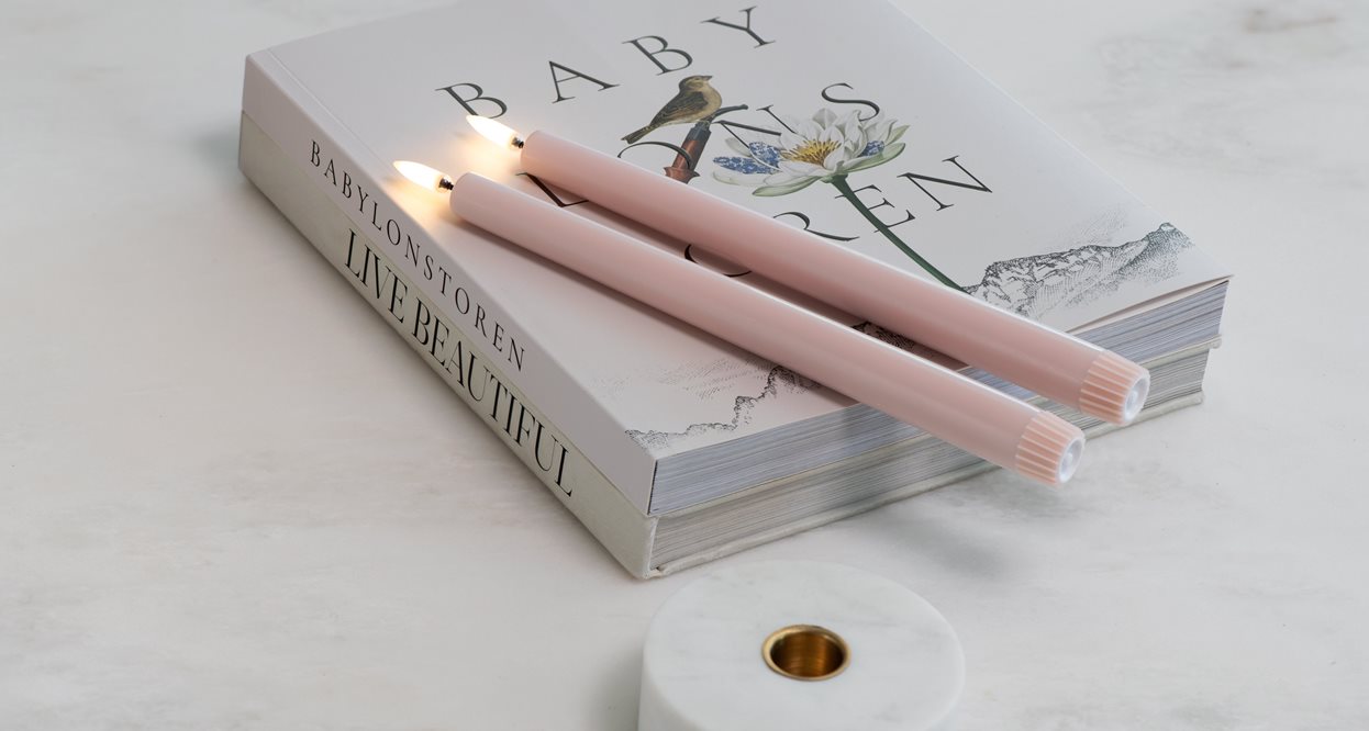 Uyuni LED Classic Taper Candles with Soft-Fit Cap 0.9 x 9.8"