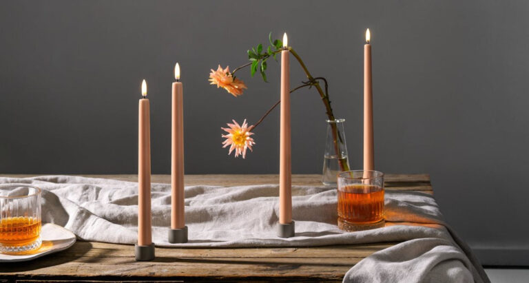 Uyuni LED Slim Taper Candles