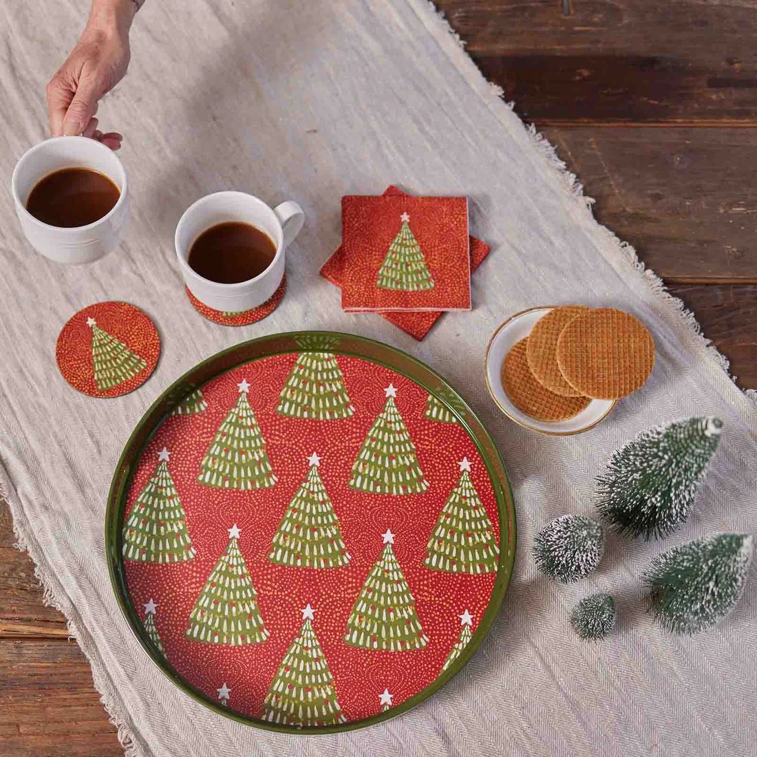Filigree Trees Round Tray
