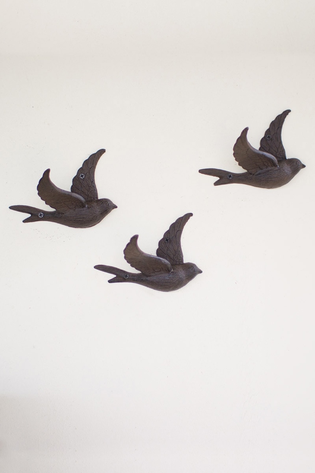 Cast Iron Flying Bird Wall Hook (min 4)