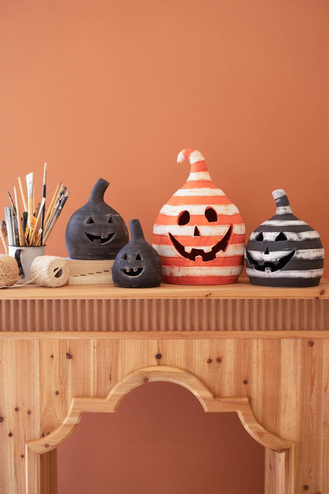 Set of Two Small Clay Jack-o-lanterns - Black