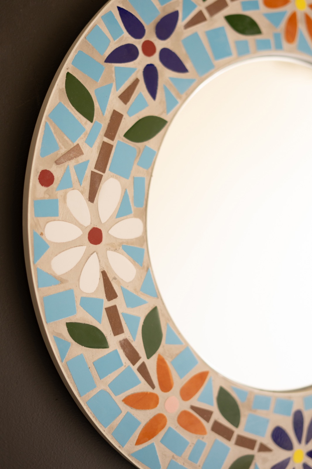 Round Mosaic Tile Framed Mirror
